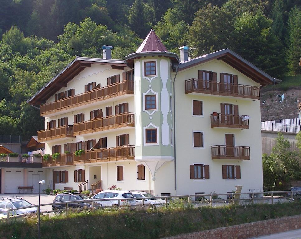 Appartamenti La Val Andalo Exterior photo